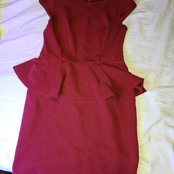 M Ruffle Waist Dress Bundle - Picture 2 of 13